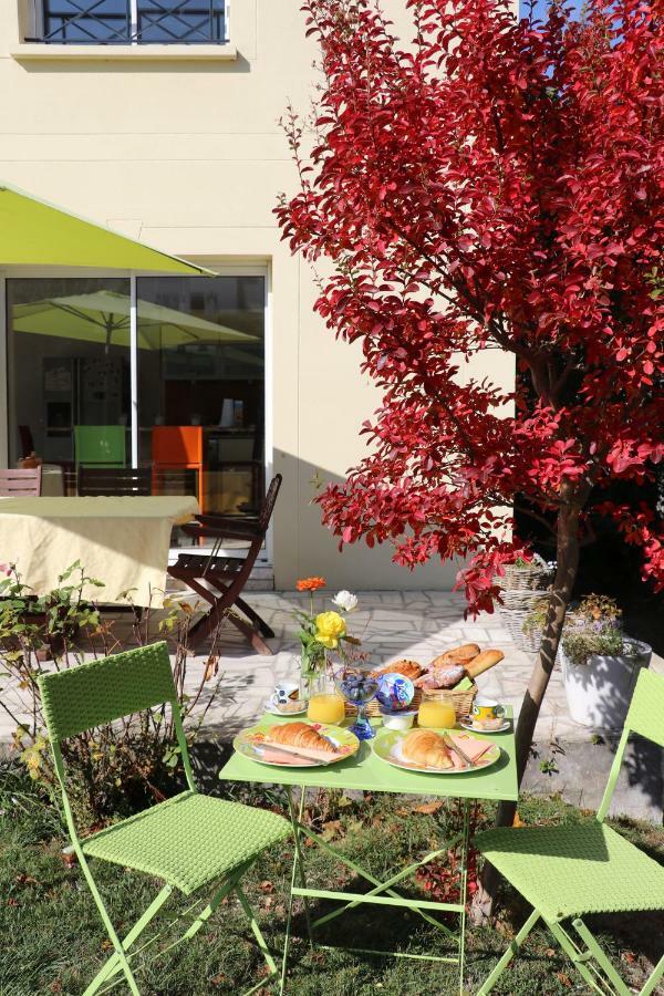 Lea De Paris Aparthotel Нуази-ле-Гран Екстериор снимка